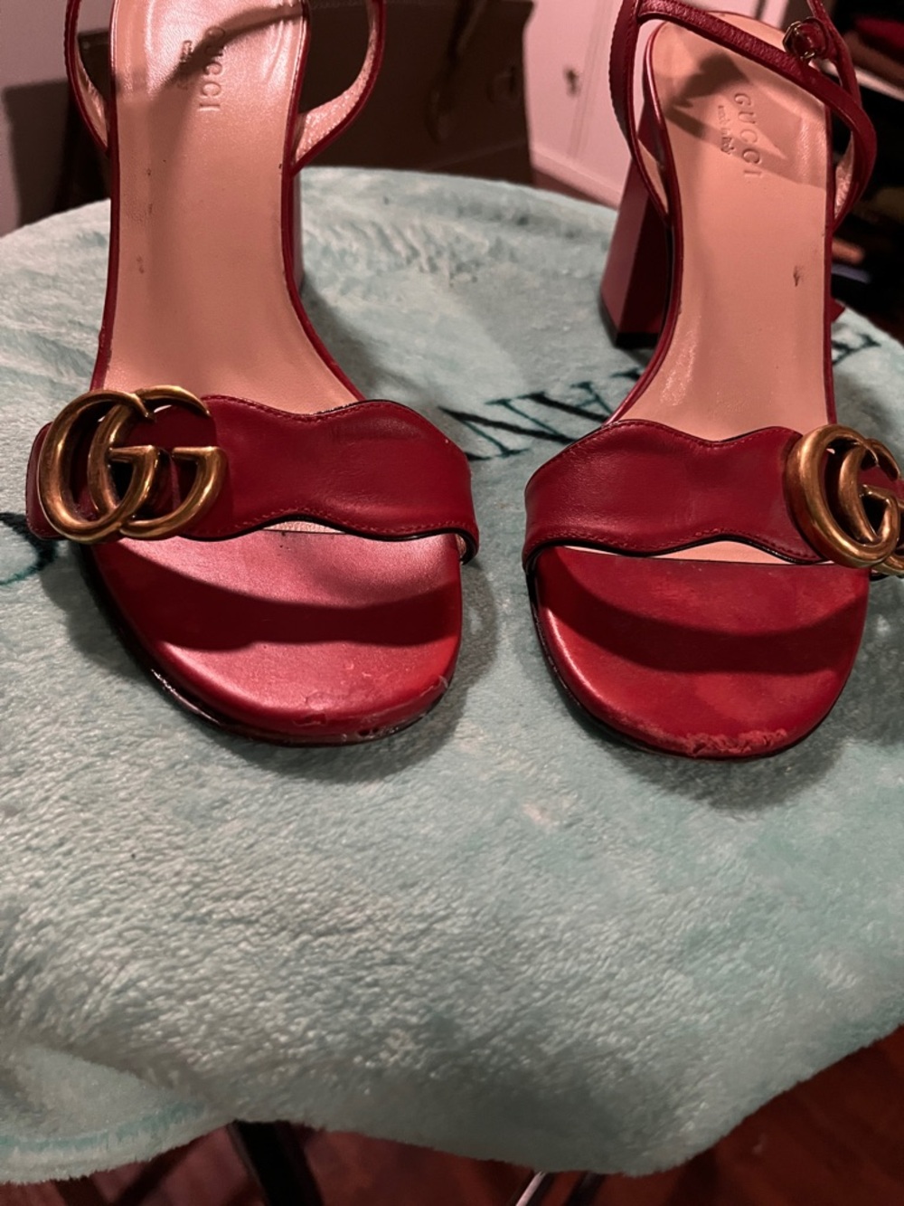 Gucci Red Leather GG Logo Block Heel Sandals - Picture 8 of 8